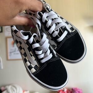 KIDS VANS NWOB checkered classic vans size 12.5